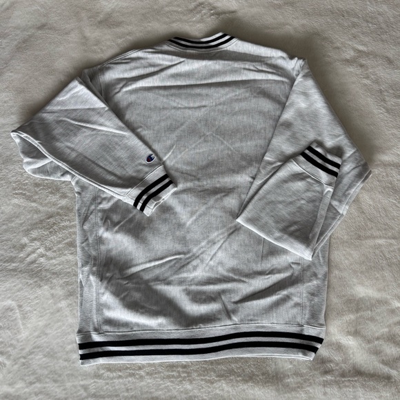 Champion Light Gray Sweatshirt with Black Princeton Tiger - Picture 2 of 3